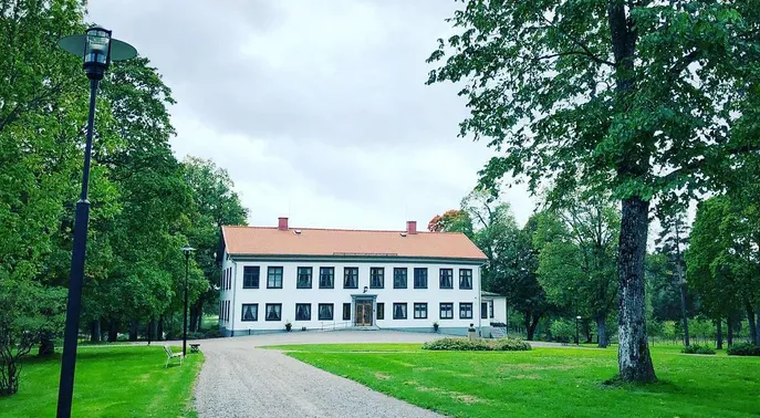 Fördjupa dig i lokal kultur